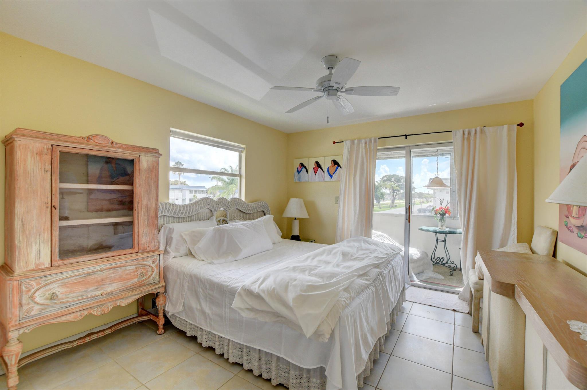 KINGS POINT - Residential