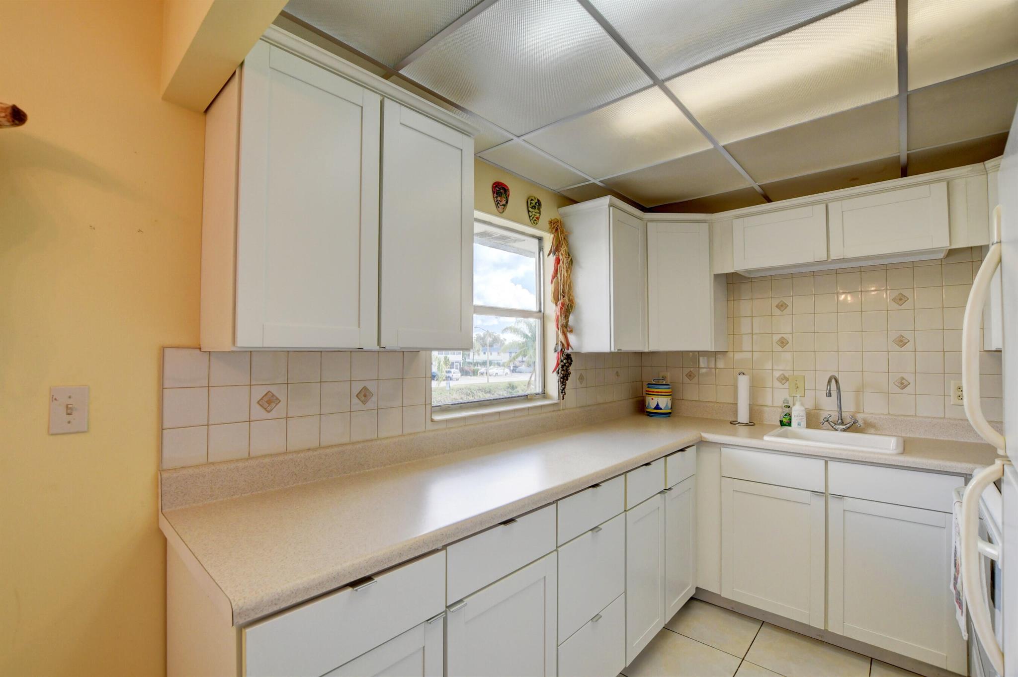 KINGS POINT - Residential