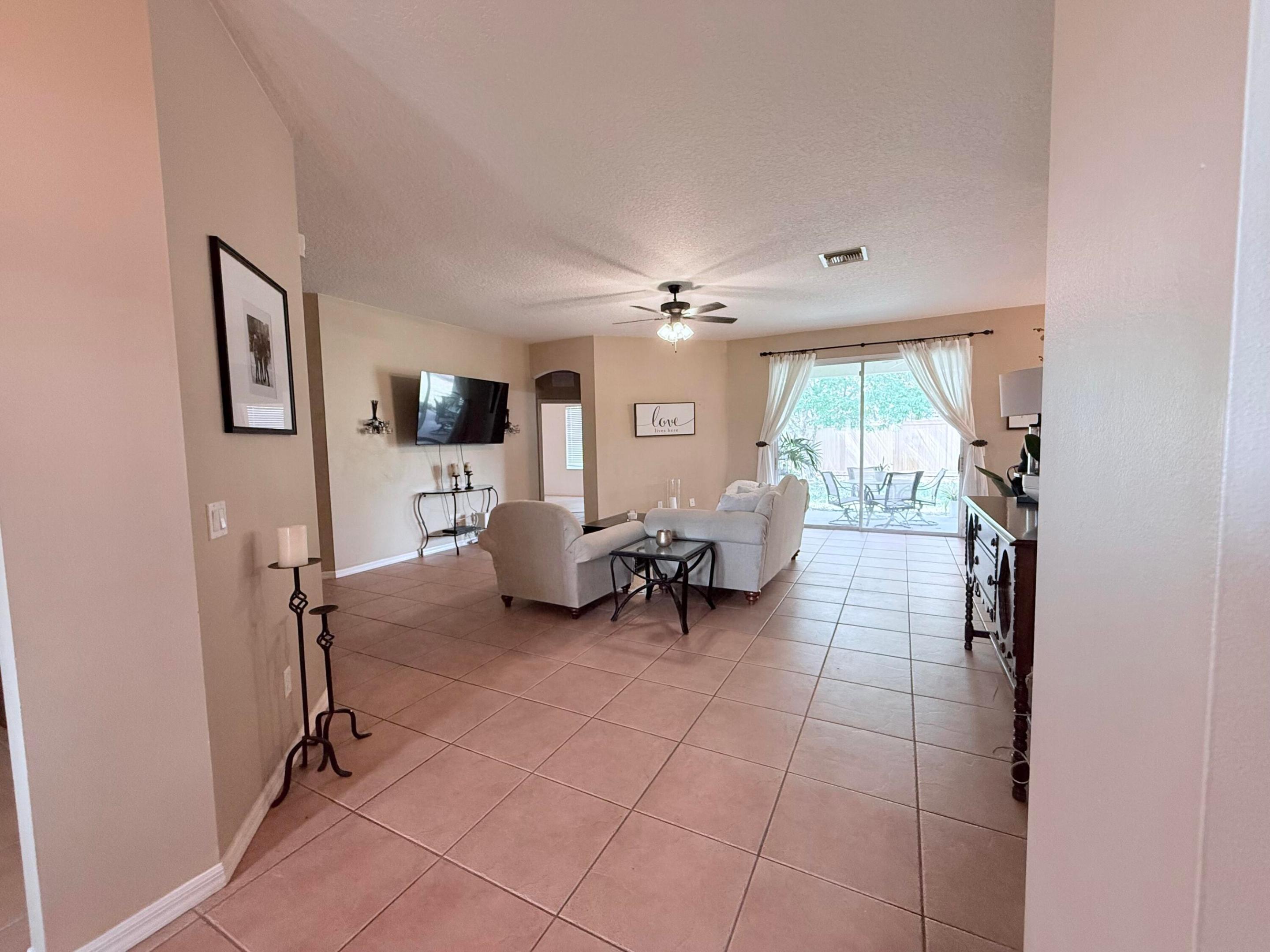 PORT ST LUCIE-SEC 19 - Residential