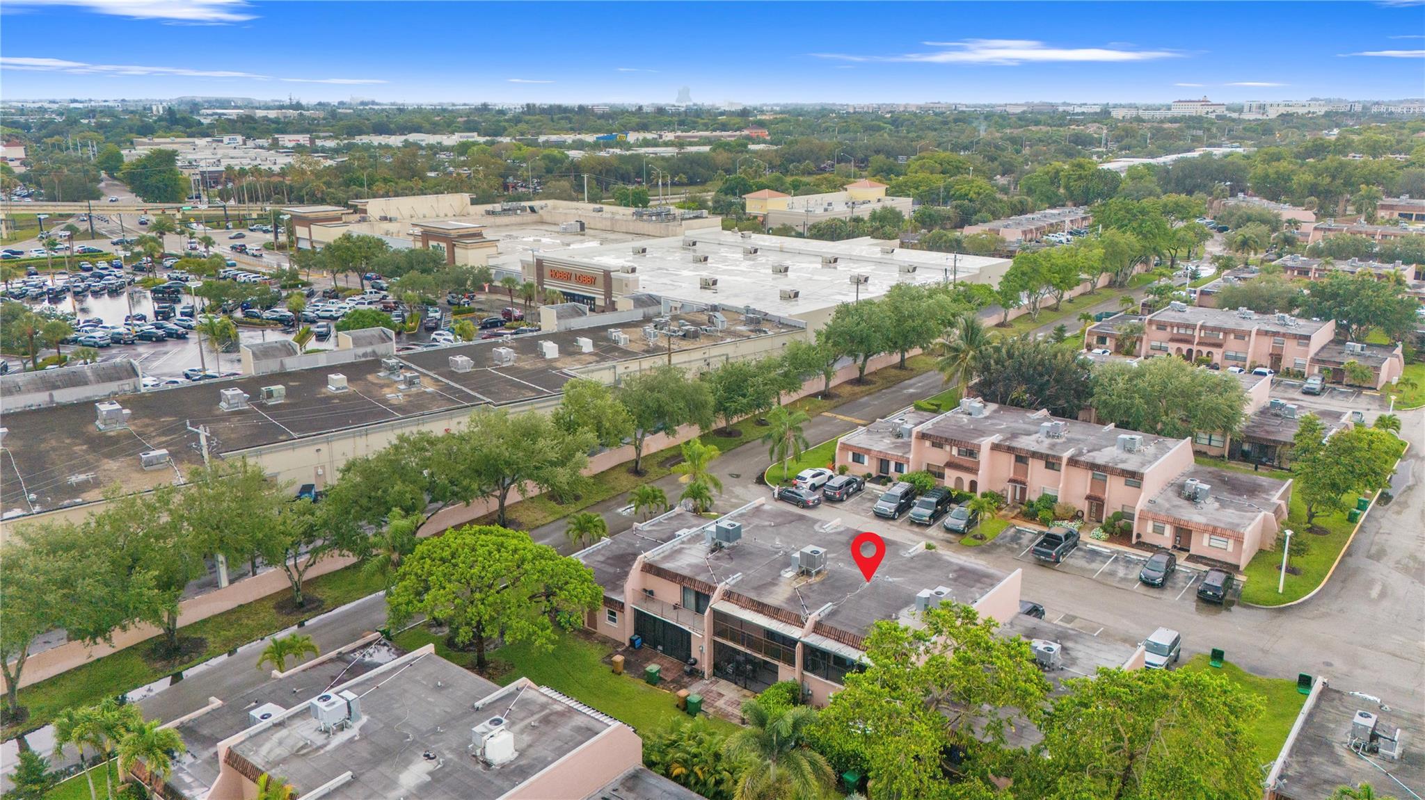 VALENCIA VILLAGE - Residential