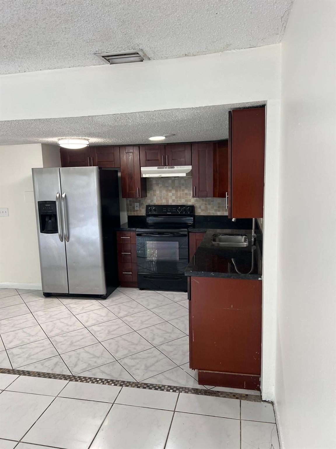 Dennis Dev Townhouses - Residential