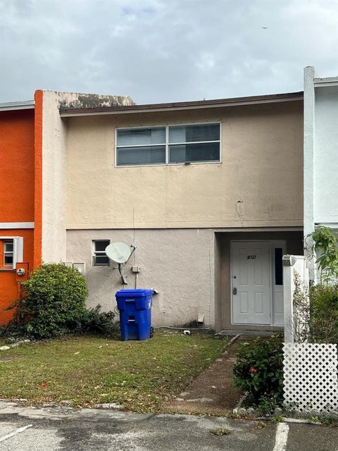 Tiny photo for 950 SW 74th Avenue #950, North Lauderdale, FL 33068 (MLS # F10541202)