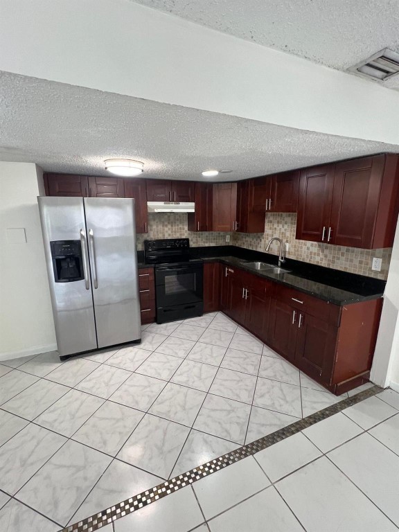 Dennis Dev Townhouses - Residential