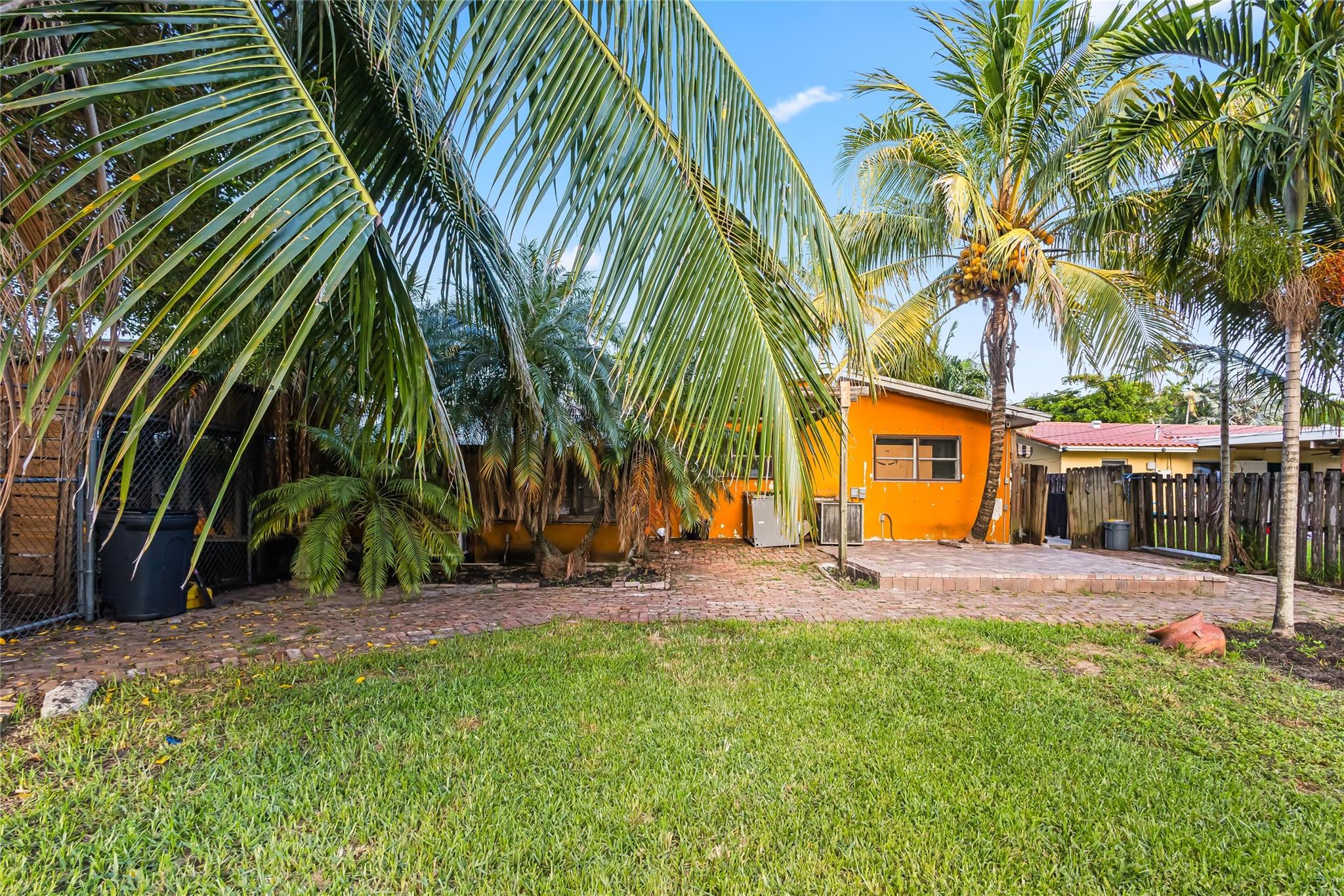 2441 SW 43rd Ave