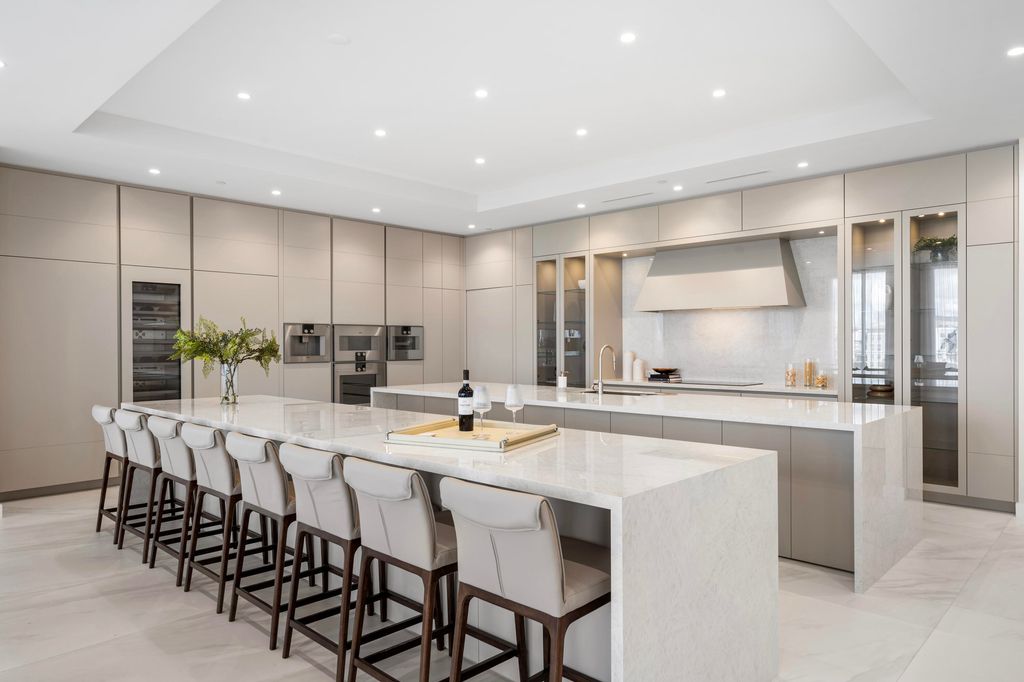 Photo of 210 SE Mizner Boulevard #Ph03, Boca Raton, FL 33432 (MLS # R11016958)