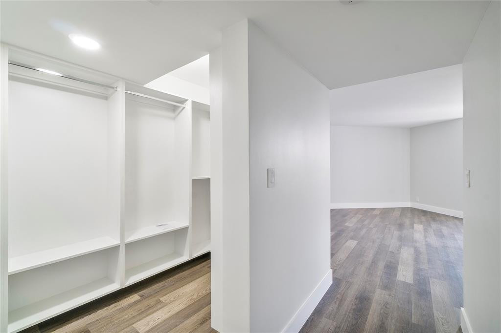 Anchor Bay Club - Residential