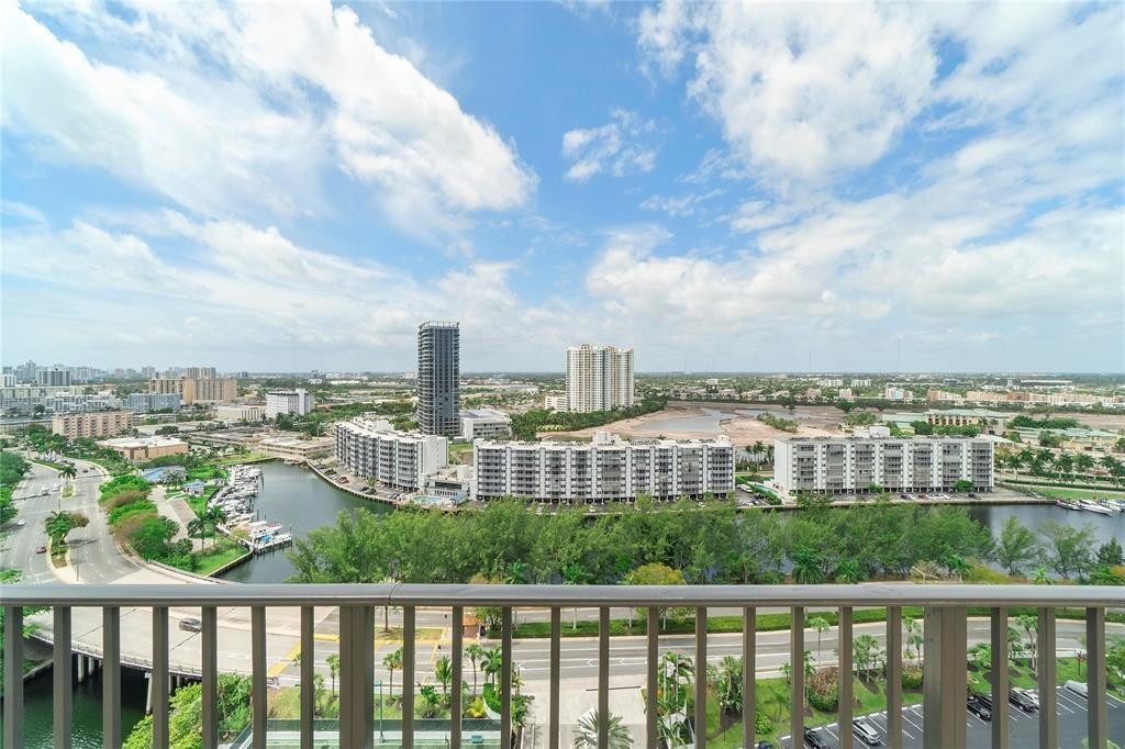 Anchor Bay Club - Residential