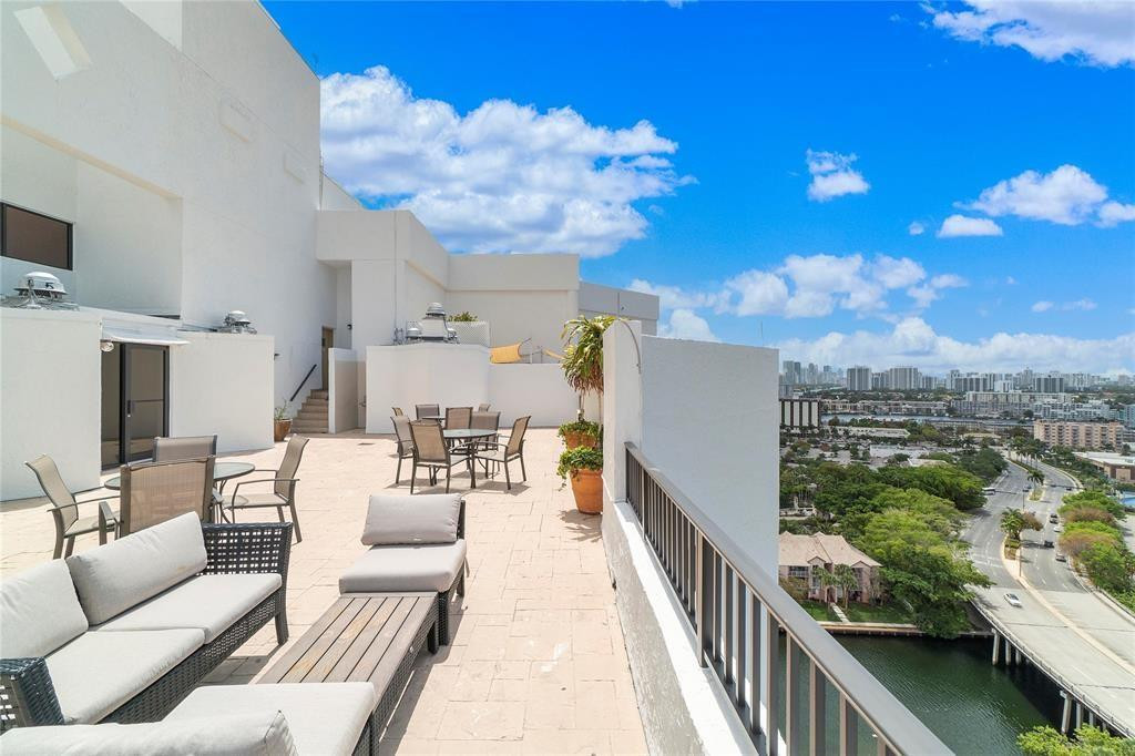 Anchor Bay Club - Residential