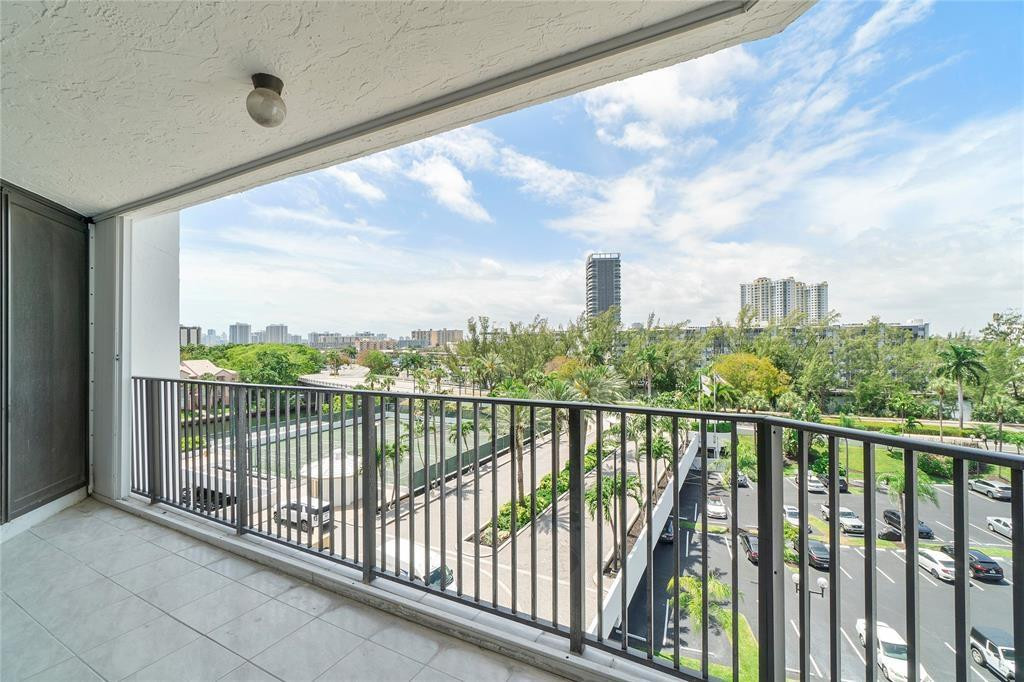 Anchor Bay Club - Residential