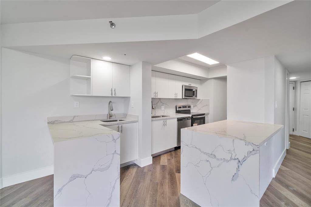 Anchor Bay Club - Residential