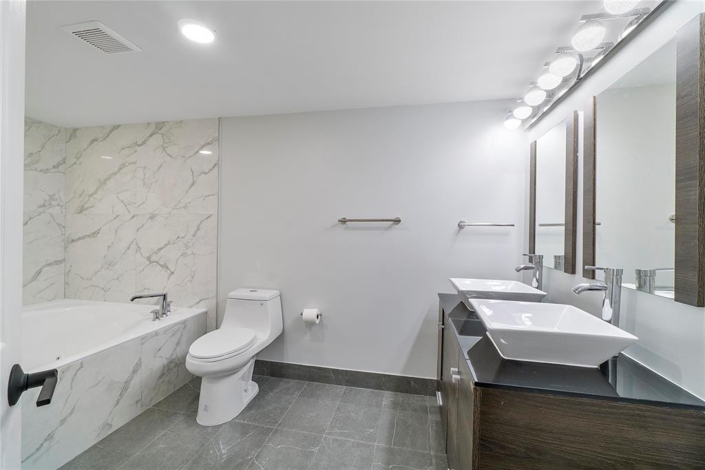 Anchor Bay Club - Residential