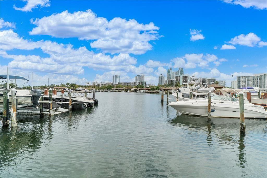 Anchor Bay Club - Residential