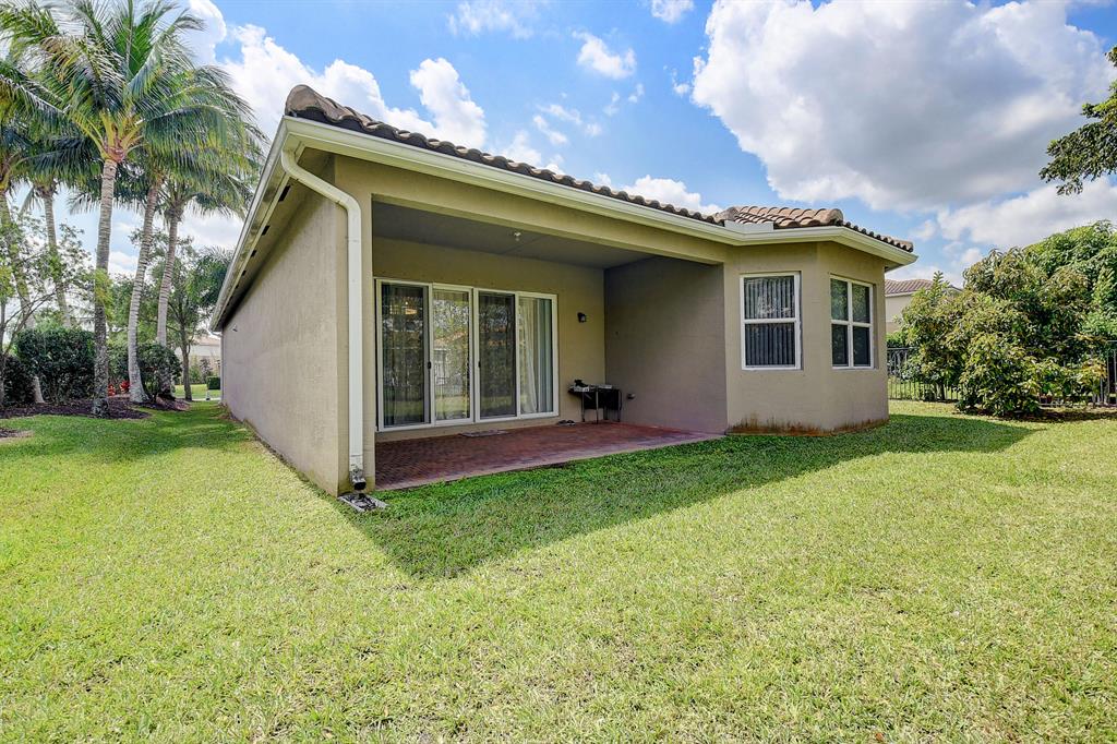 TRAILS AT CANYON - Residential