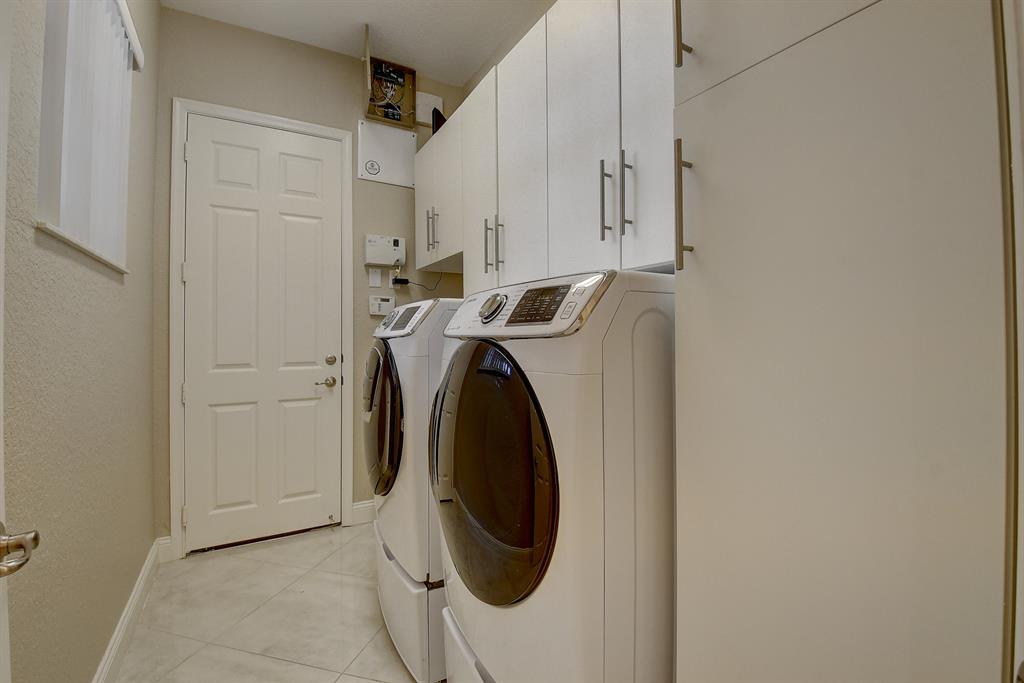 TRAILS AT CANYON - Residential