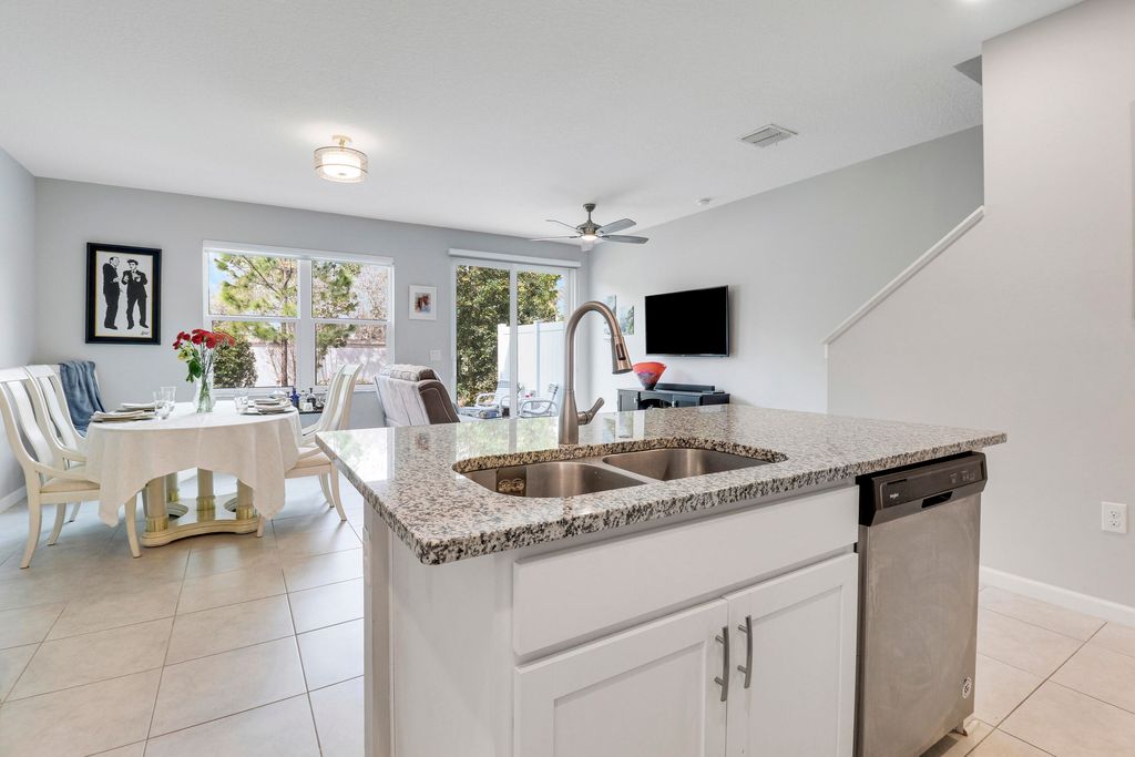 Photo of 303 SE Halifax Lane, Stuart, FL 34994 (MLS # B26002806)