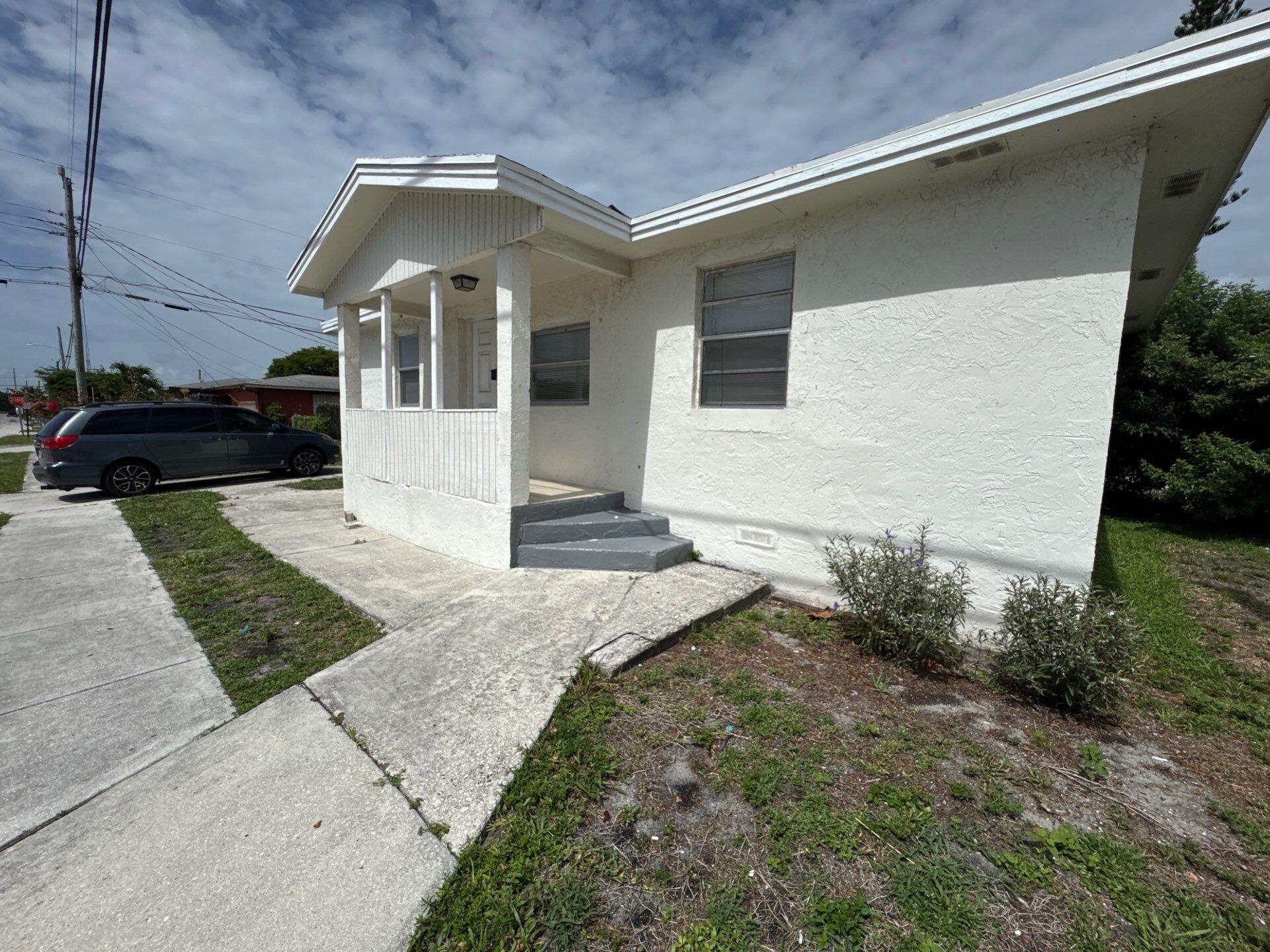 Welcome Home! Fantastic opportunity to own a 4 bedroom, 2 bath home in Riviera Beach. This home has been nicely updated and ready to welcome its new owners.