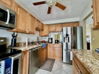 GABRIEL TOWERS CONDO - Residential