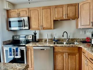 GABRIEL TOWERS CONDO - Residential