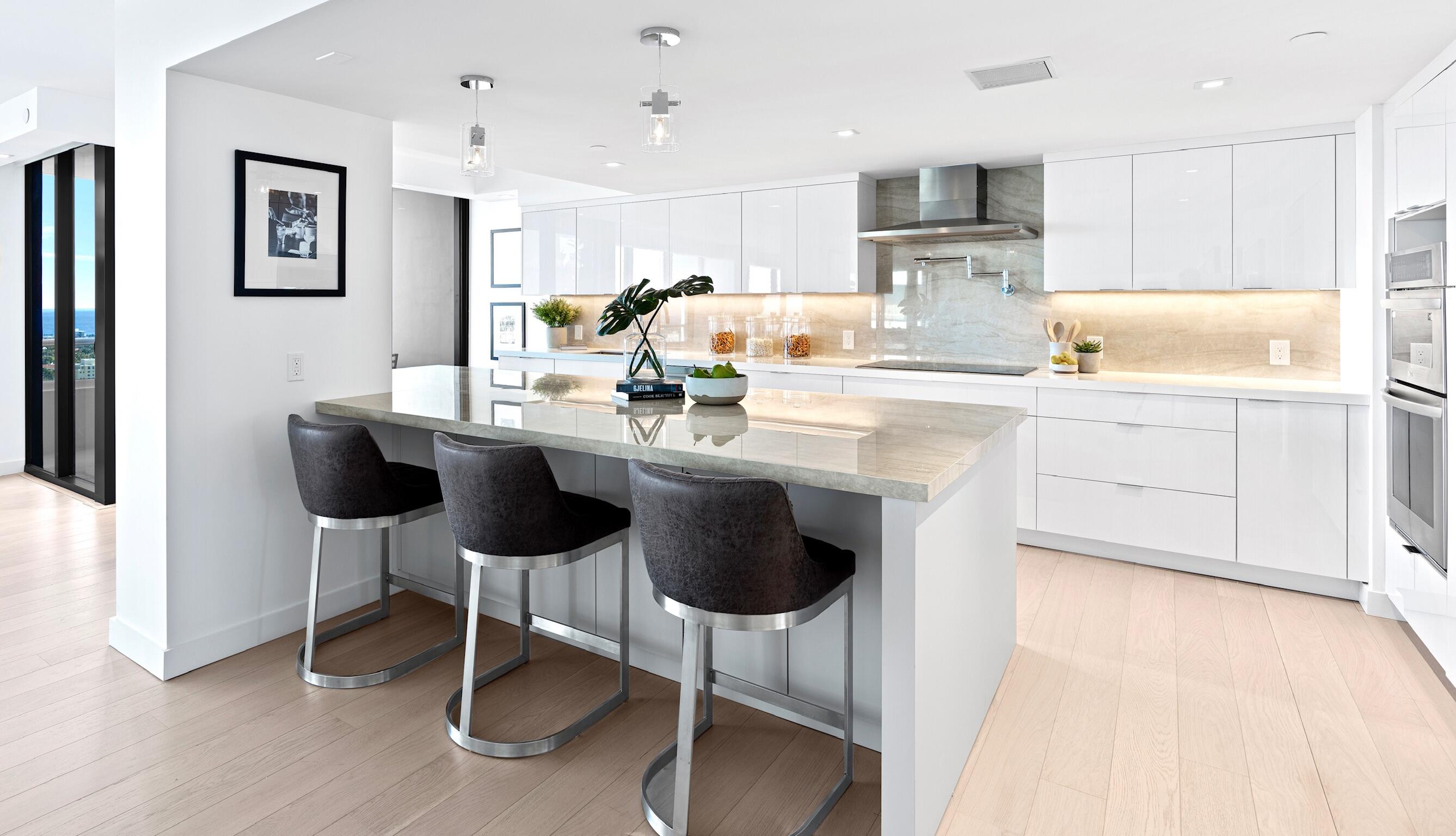 The Plaza of the Palm Bea - Residential