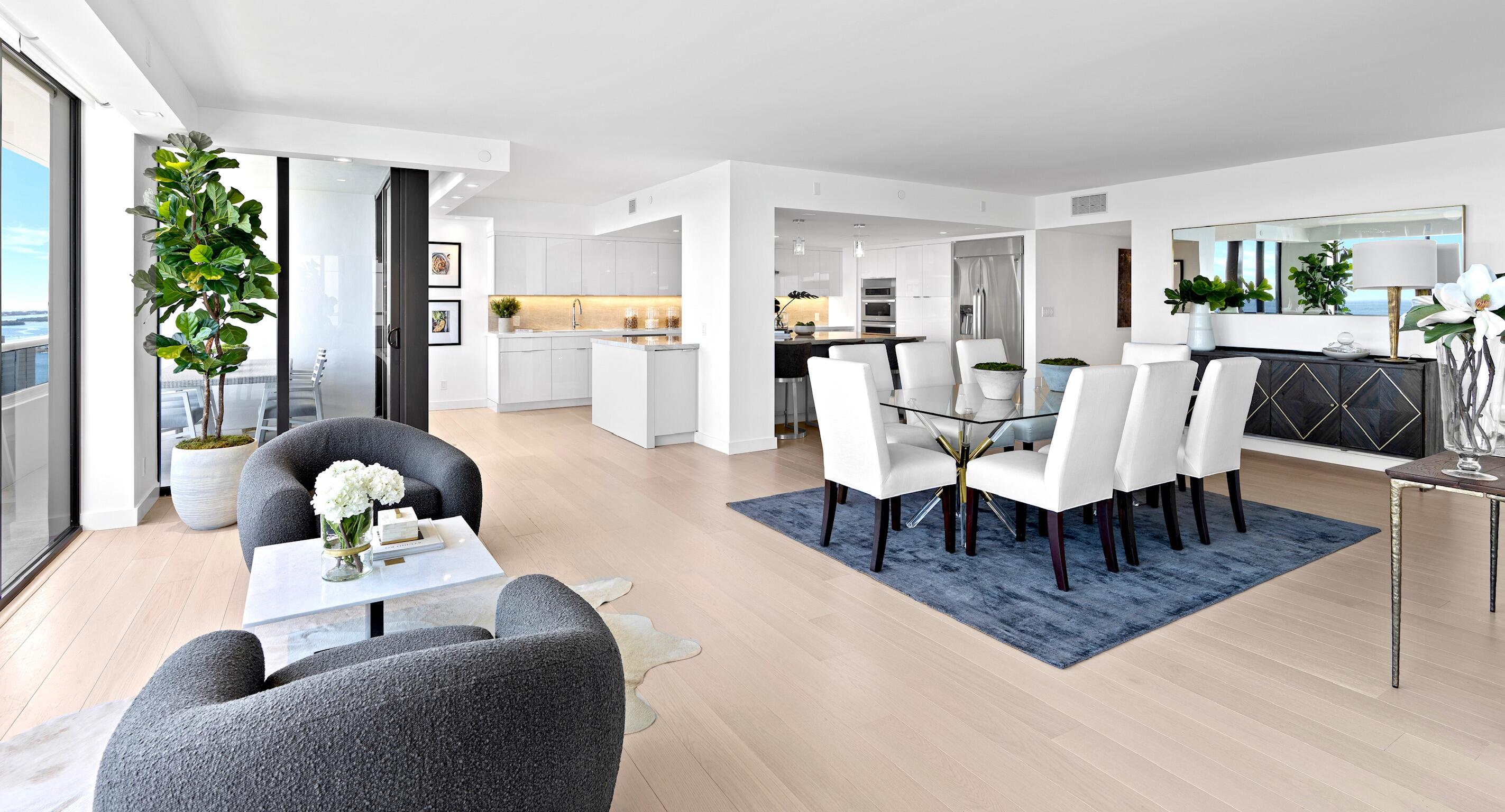 The Plaza of the Palm Bea - Residential