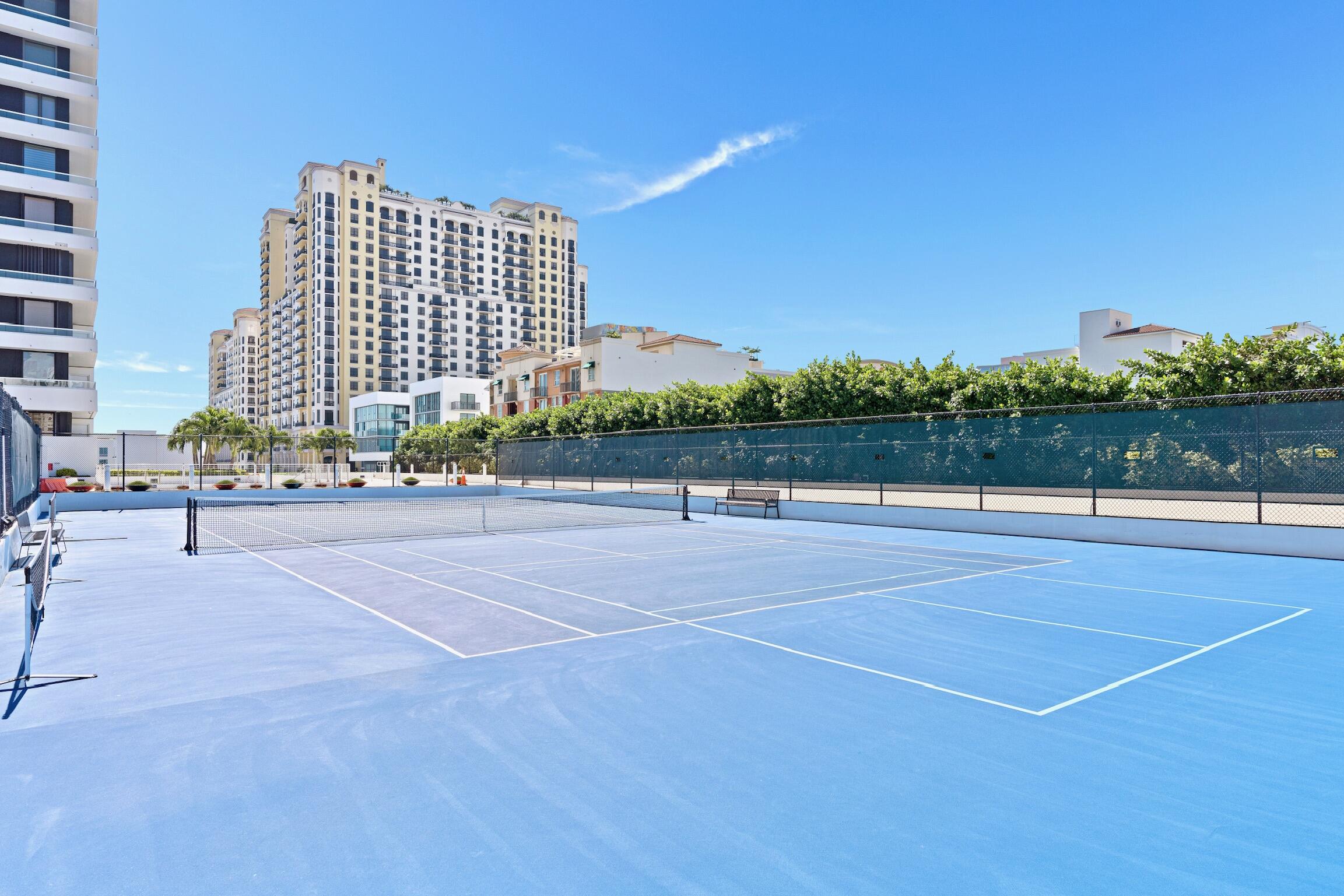 The Plaza of the Palm Bea - Residential