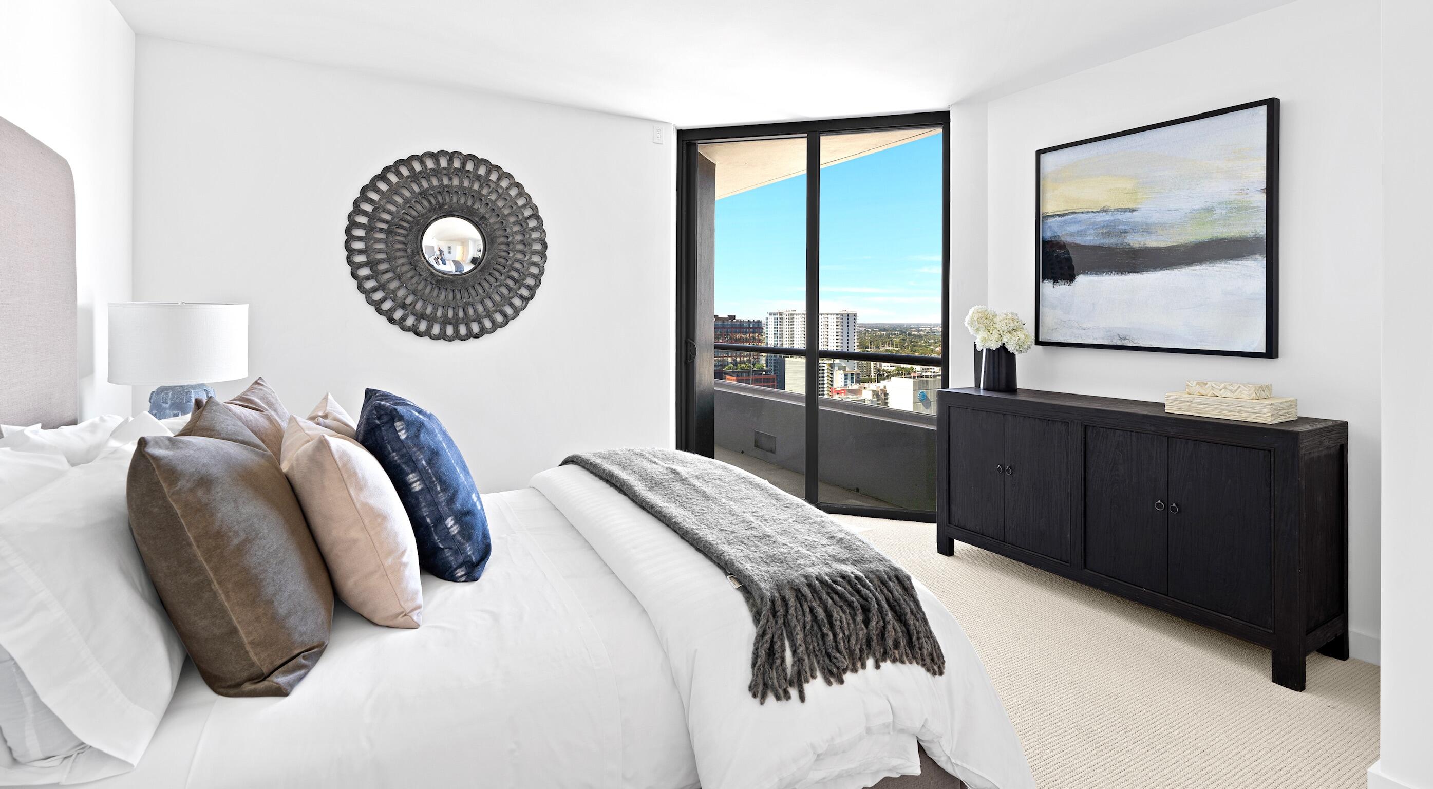 The Plaza of the Palm Bea - Residential