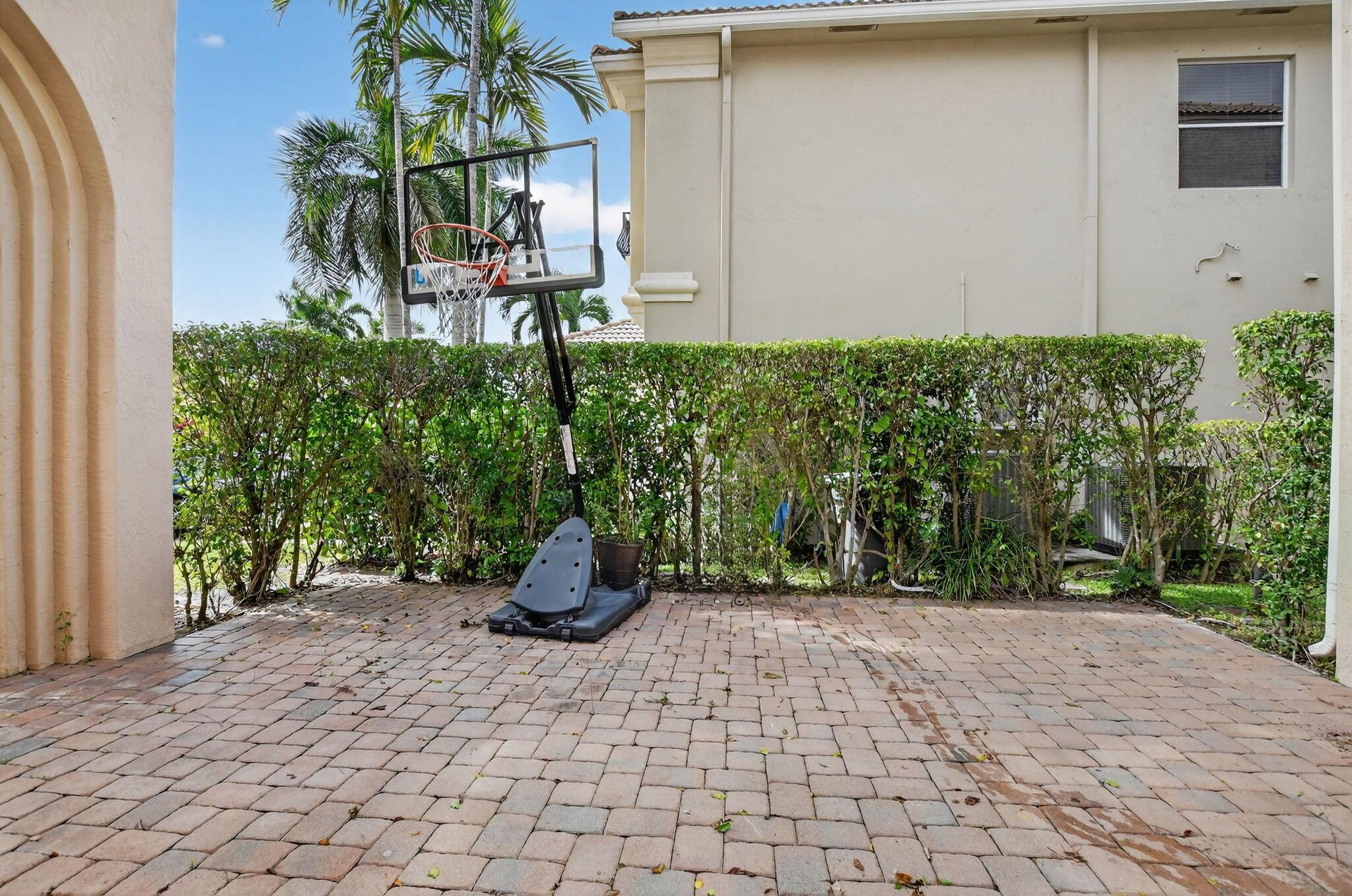 PONTE VERDE - Residential