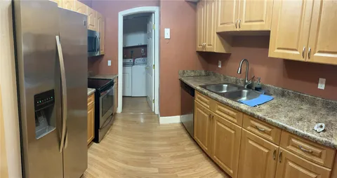 2844 NW 55th Ave Unit 1A, Lauderhill, FL MLS: F10492939