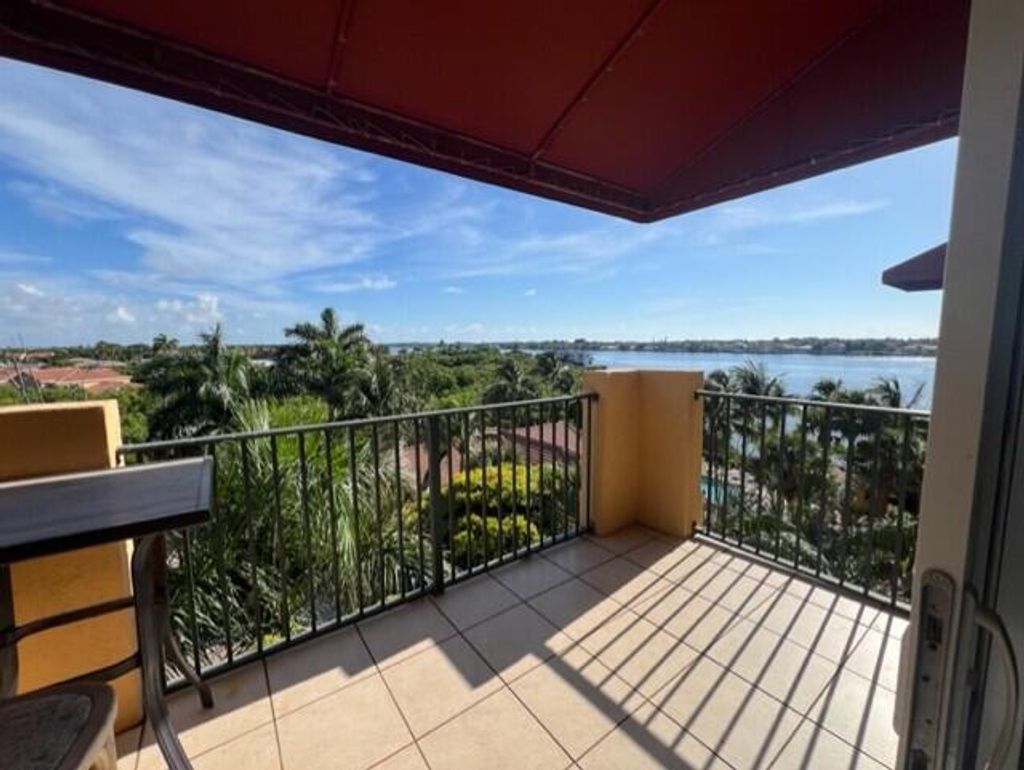 Photo of 1200 Scotia Drive #605, Hypoluxo, FL 33462 (MLS # R11007729)