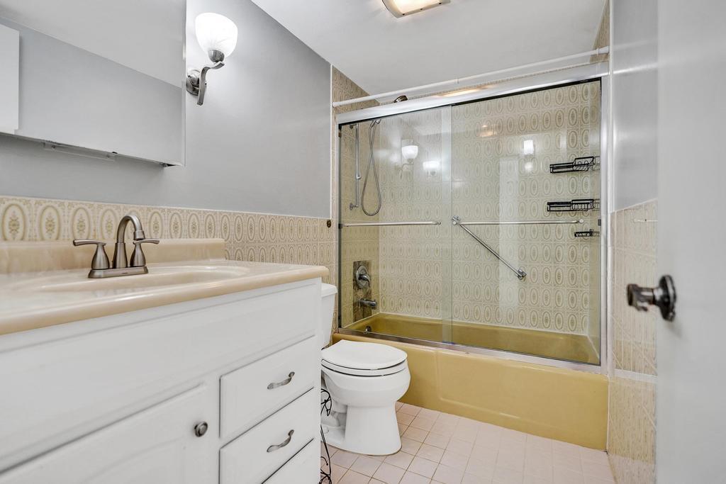 BOCA LINDA CONDO - Residential