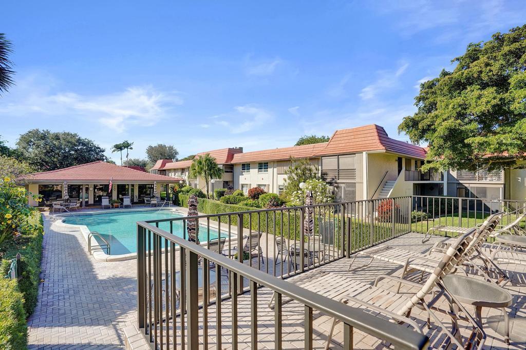 BOCA LINDA CONDO - Residential