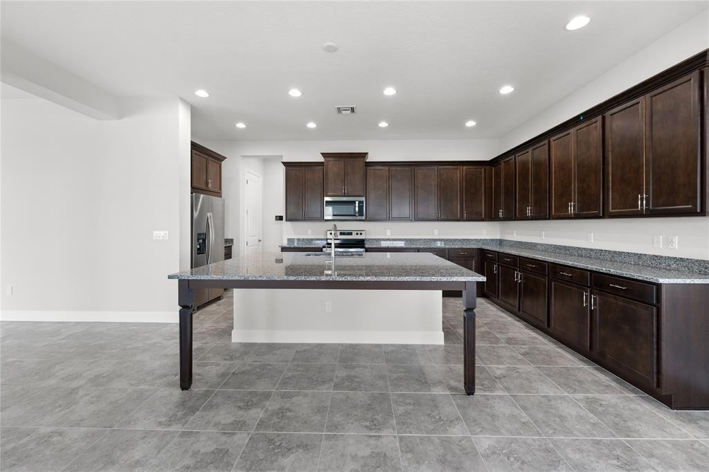 ORCHARDS OF WESTLAKE - Residential Lease