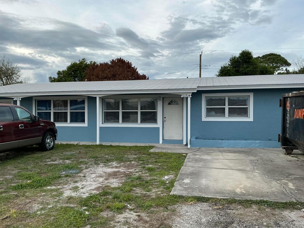 Photo of 928 Fra Mar Place, Fort Pierce, FL 34982 (MLS # R11166823)