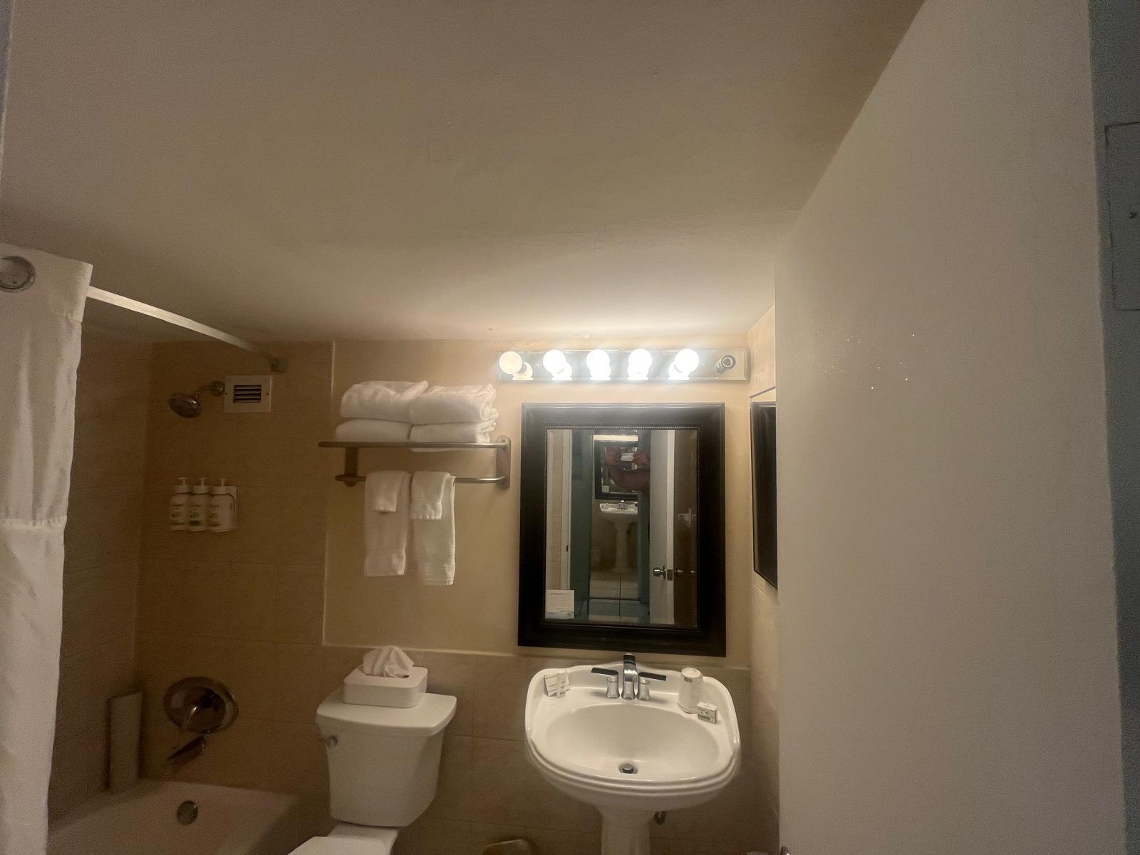 19201 Collins Ave 1149