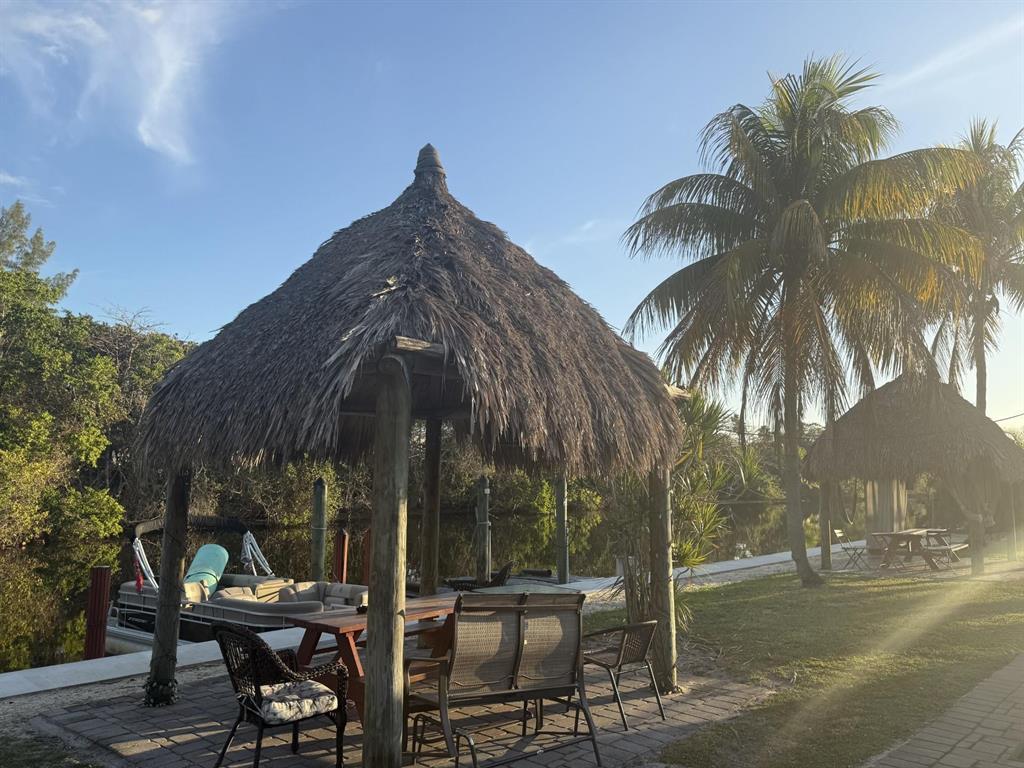 CANAL GROVES CONDO - Residential Lease