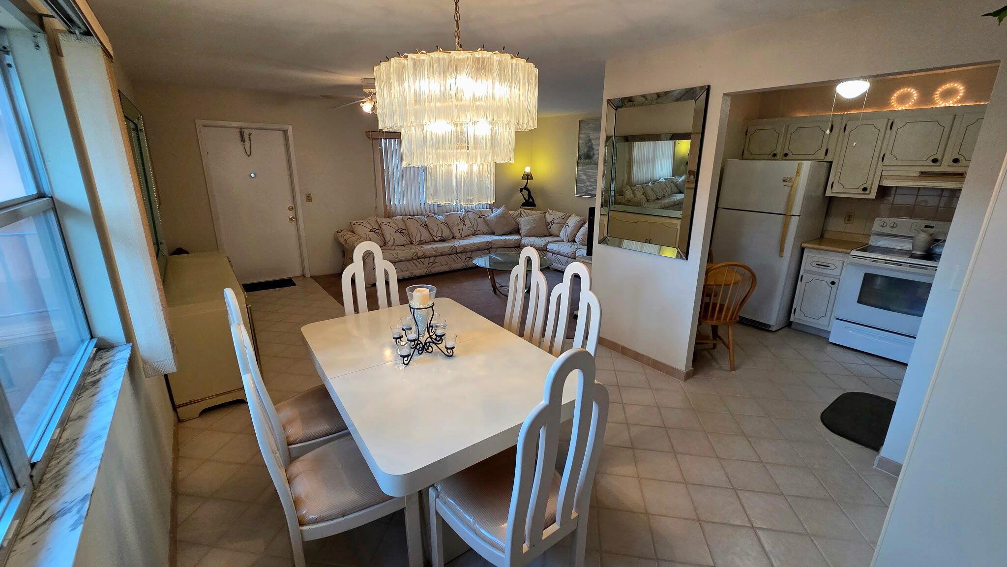 KINGS POINT SAXONY CONDOS - Residential