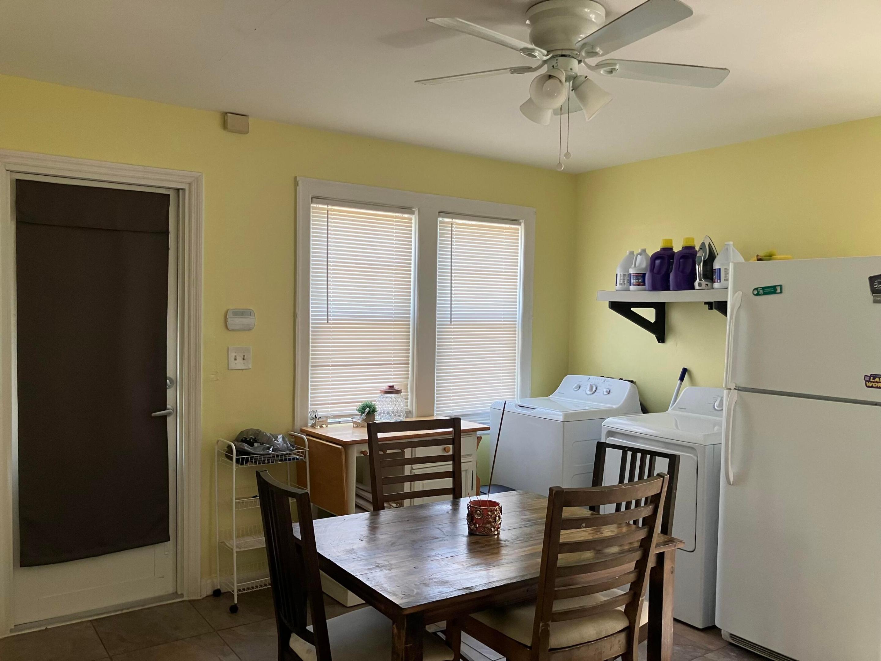 LAKE WORTH TOWN OF - Residential Lease