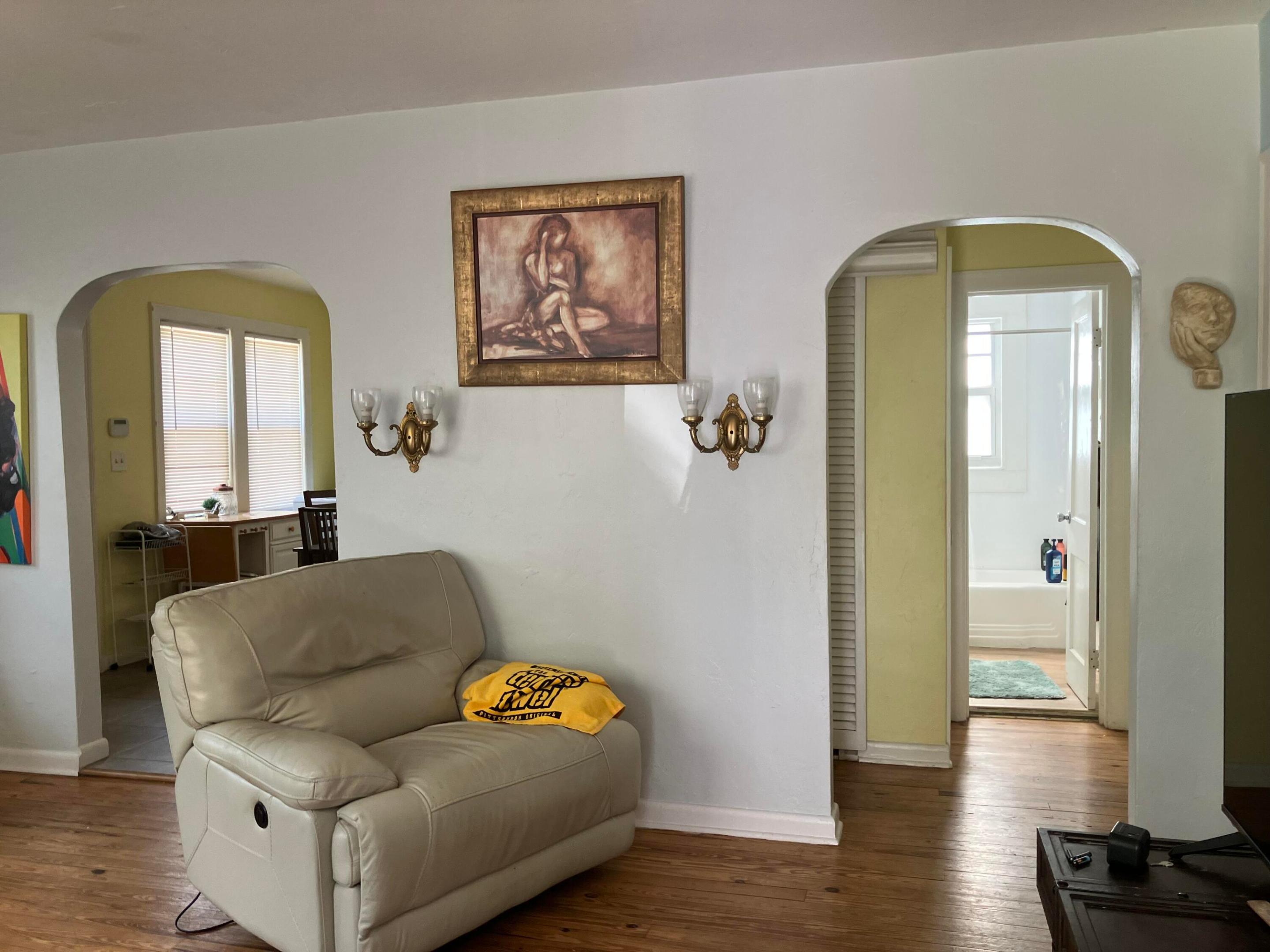 LAKE WORTH TOWN OF - Residential Lease