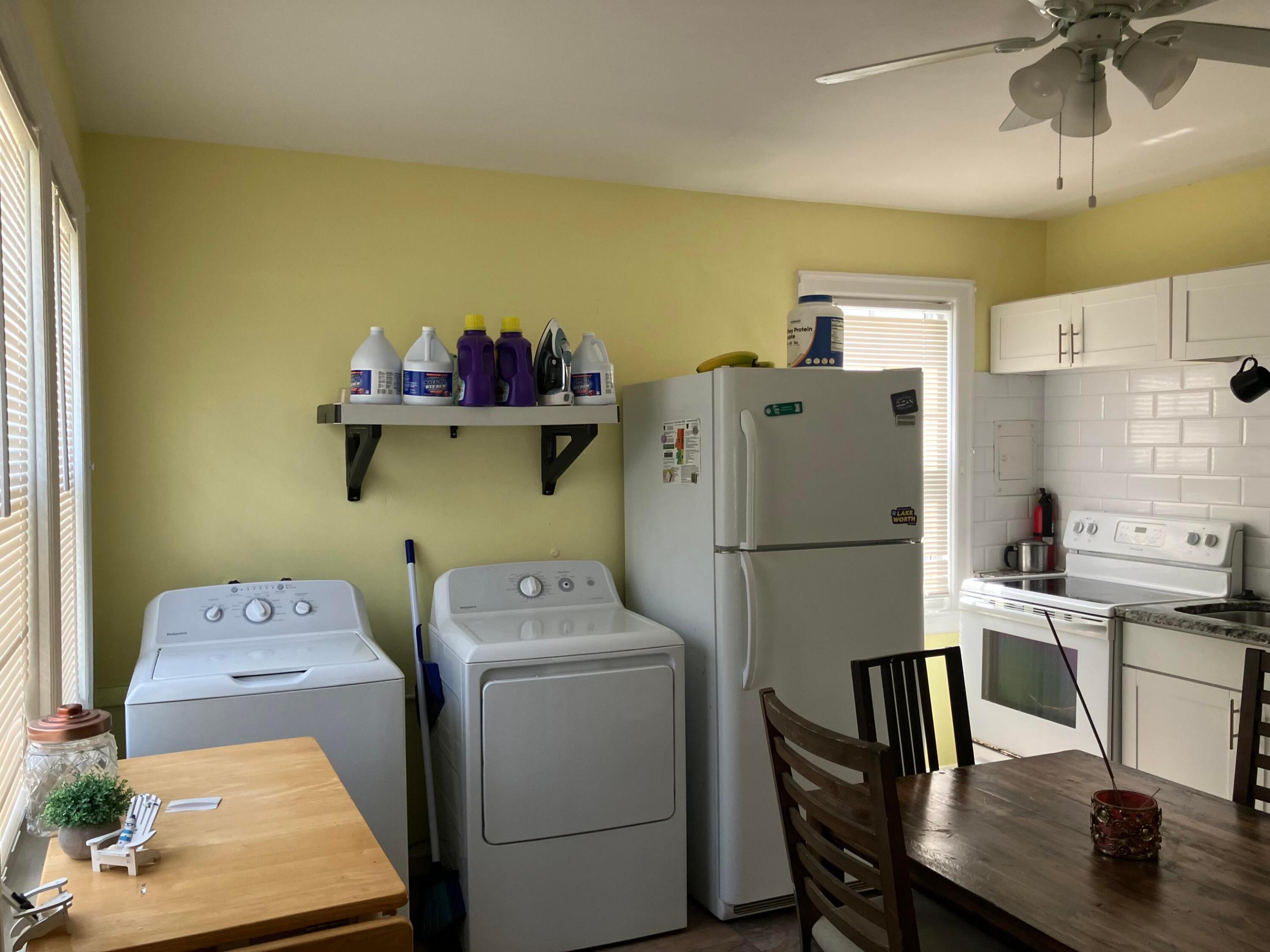 LAKE WORTH TOWN OF - Residential Lease