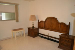 KINGS POINT FLANDERS COND - Residential