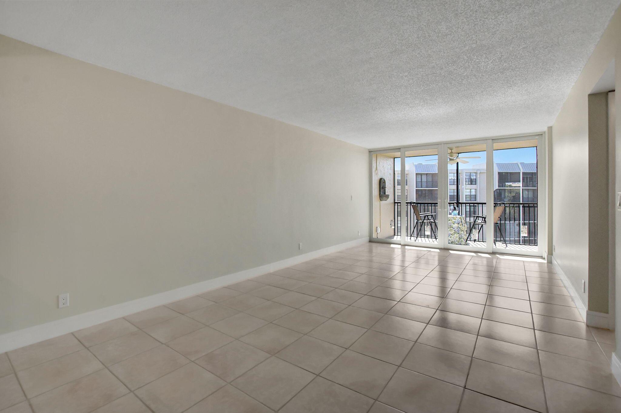 20 Royal Palm Way 505