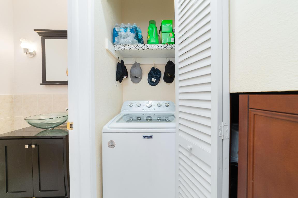 CORAL RIDGE LANDINGS CONDO - Residential