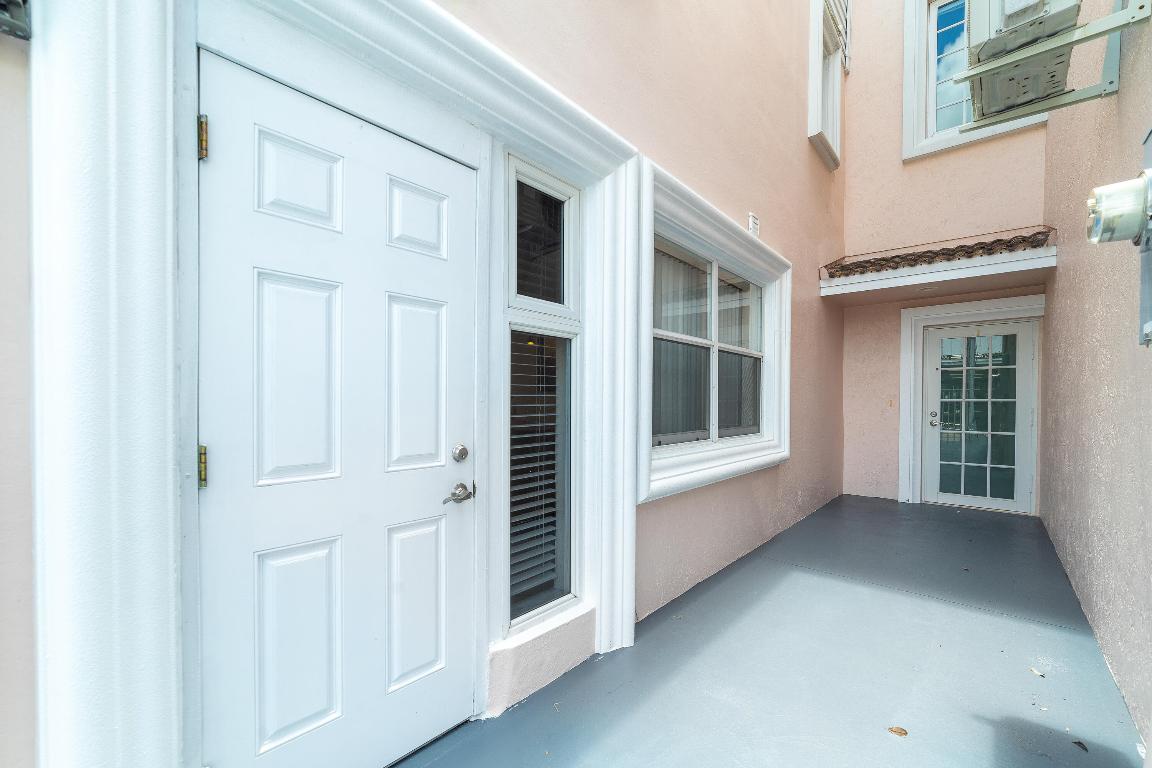 CORAL RIDGE LANDINGS CONDO - Residential