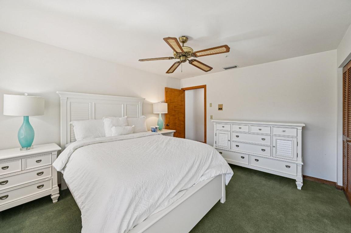 PINEWOOD GROVE OF WELLINGTON - Residential