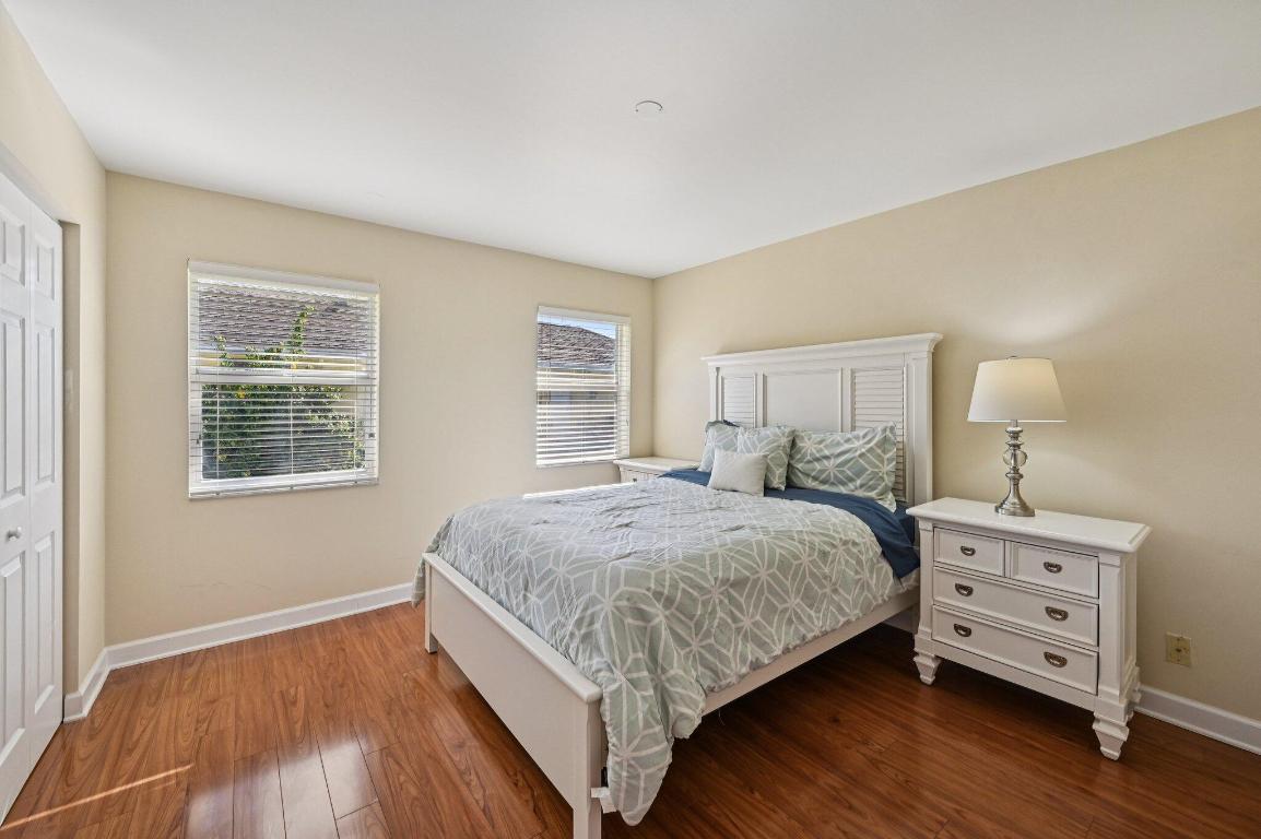 PINEWOOD GROVE OF WELLINGTON - Residential