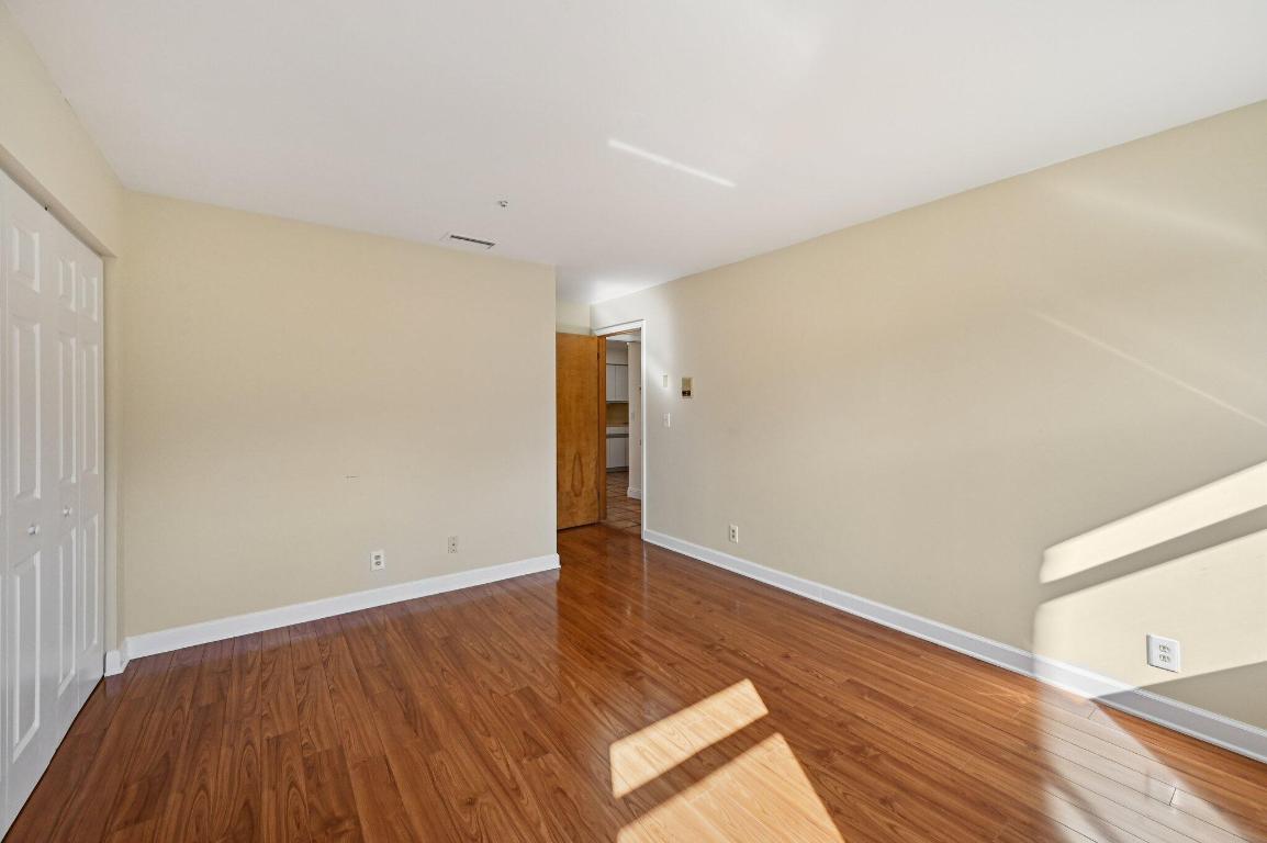 PINEWOOD GROVE OF WELLINGTON - Residential