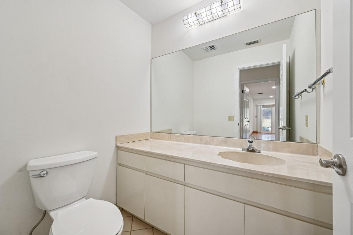 PINEWOOD GROVE OF WELLINGTON - Residential