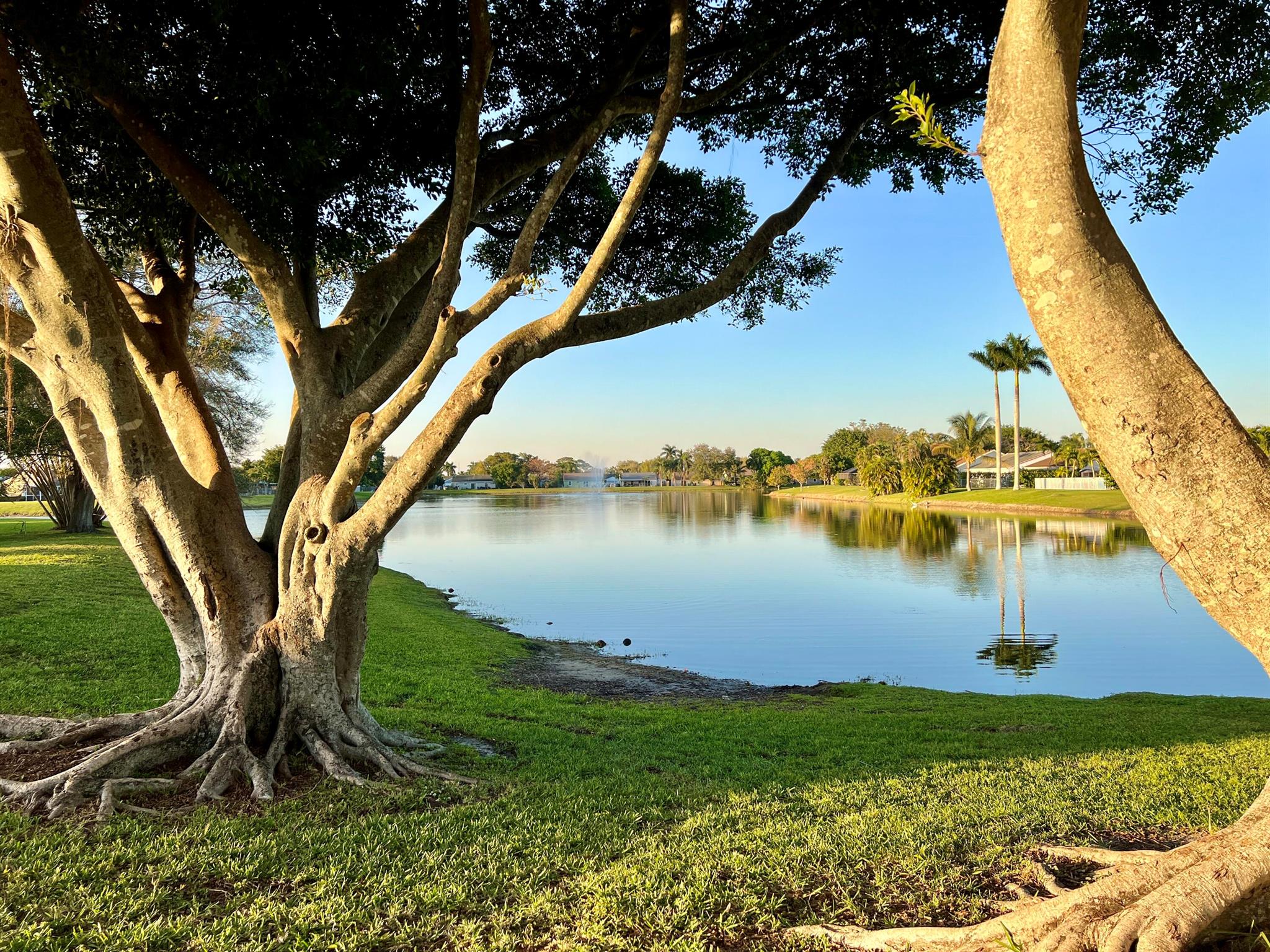 COUNTRYWOOD 2 - Residential Lease