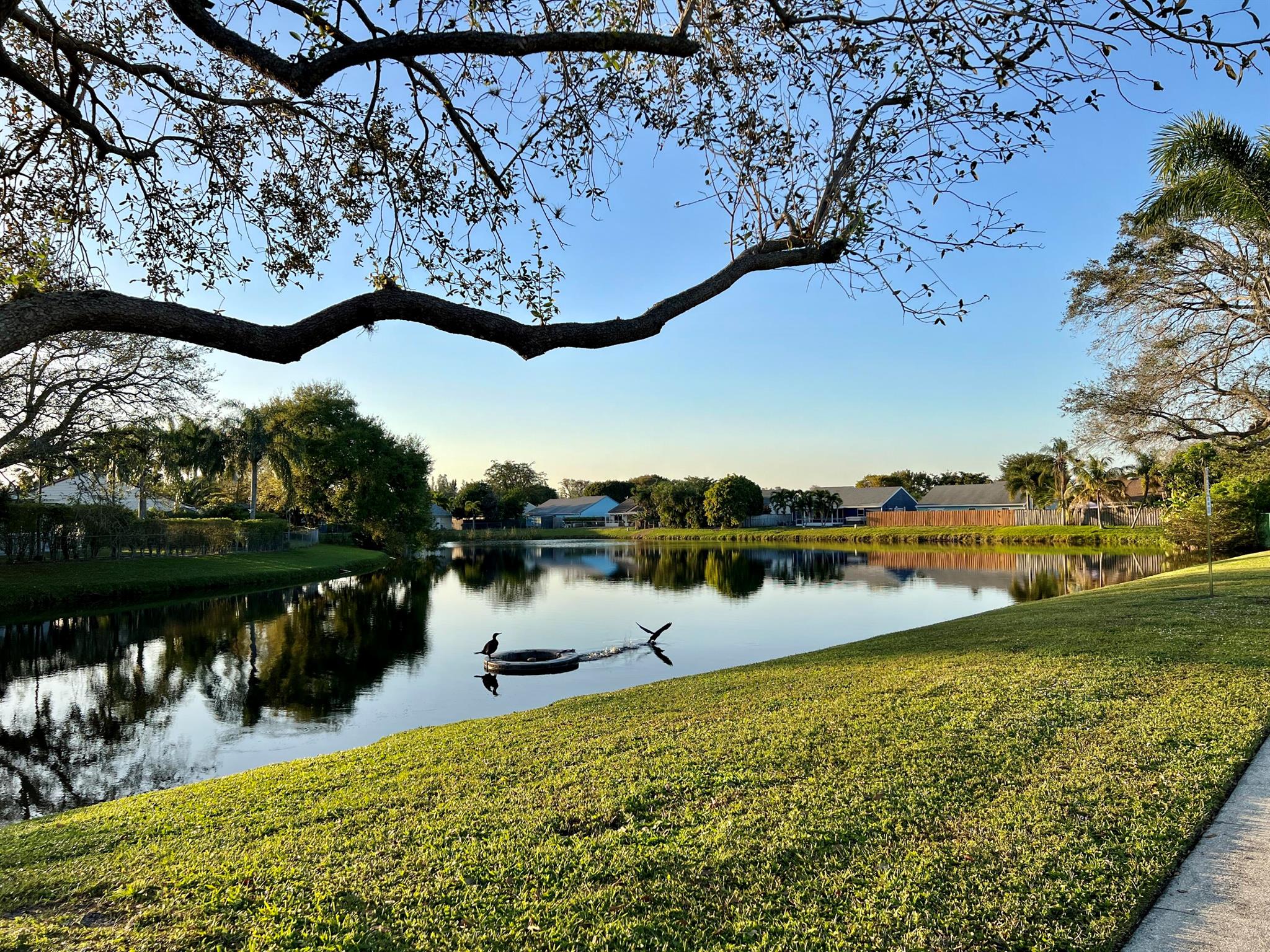 COUNTRYWOOD 2 - Residential Lease