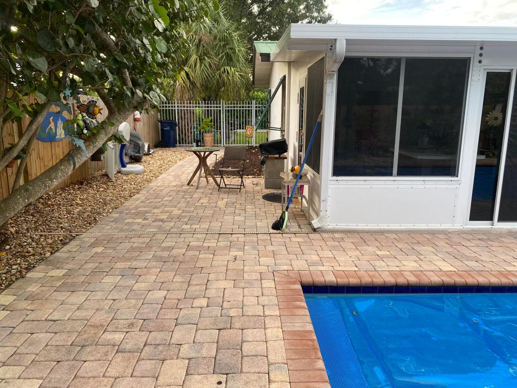 KRUEGER ESTATES - Residential